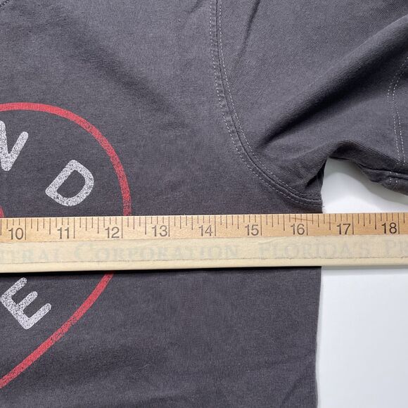 Life Is Good Graphic Tee Land of the Free SS Womens Gray Washed Black Tshirt XS - Picture 7 of 9